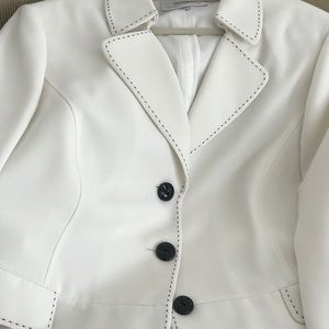 Classic winter white top stitched jacket